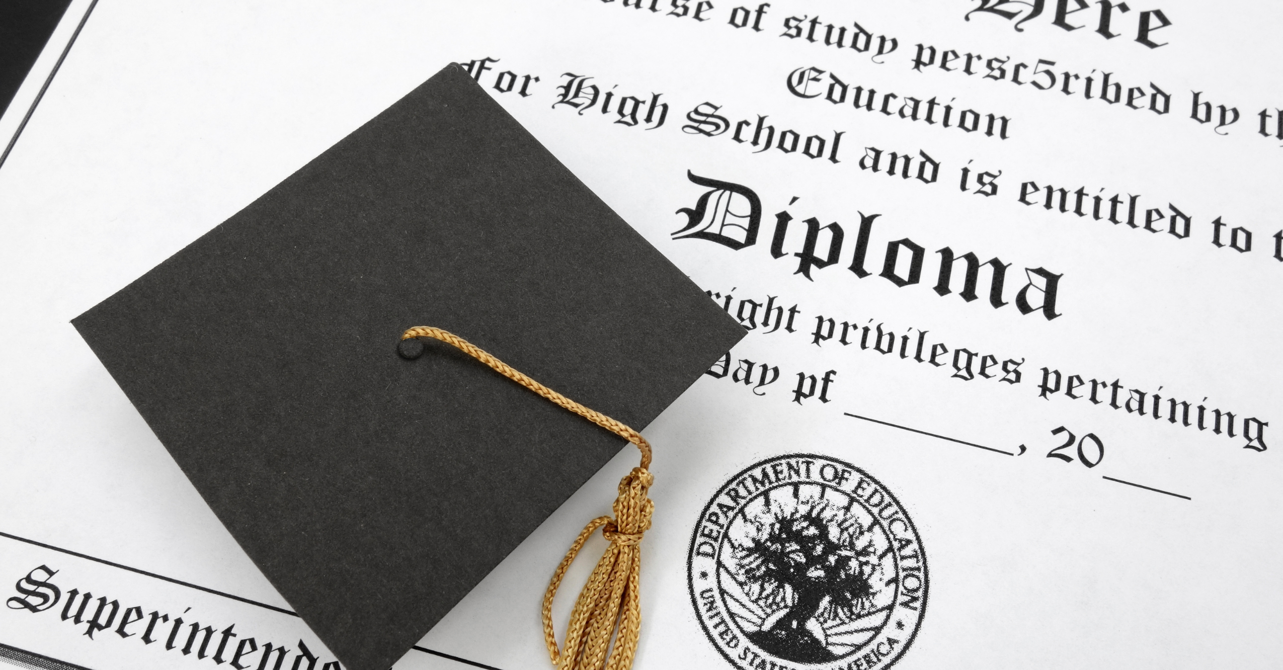 traducción certificada de diploma universitario para trámites internacionales