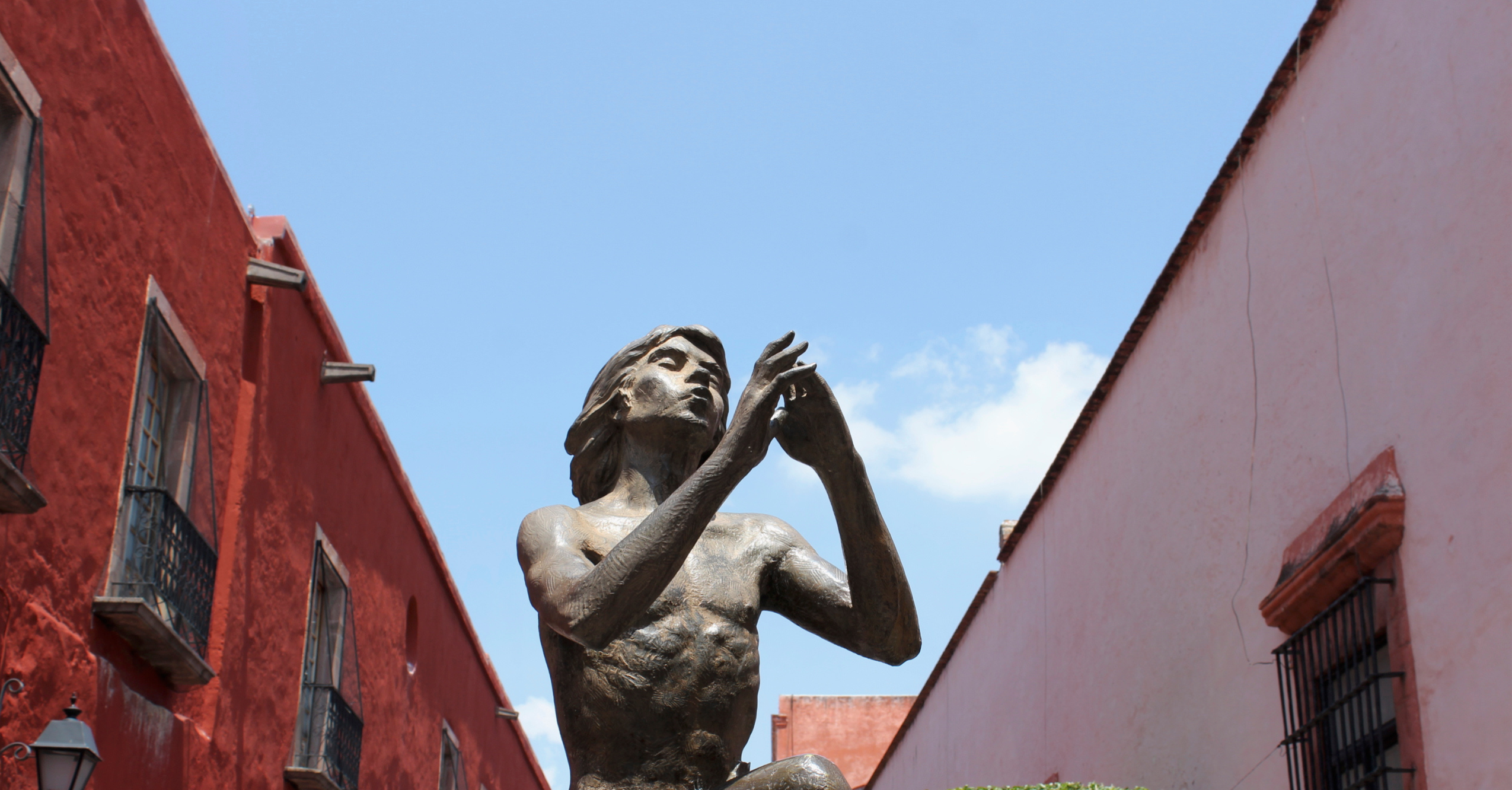 Traducción certificada para trámites ante el INM en Querétaro